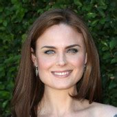 emily deschanel nude|Emily Deschanel nude pictures, onlyfans leaks, playboy photos,。